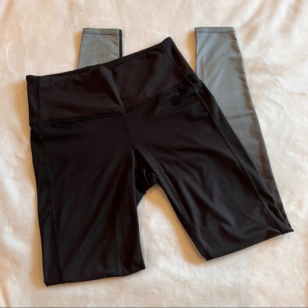 Athleta Ombré Chaturanga Leggings XS - Picture 2 of 5